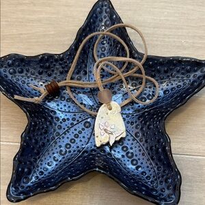 OYSTER SHELL NECKLACE - MERMAID TAIL MERMAID MIST COLLECTION